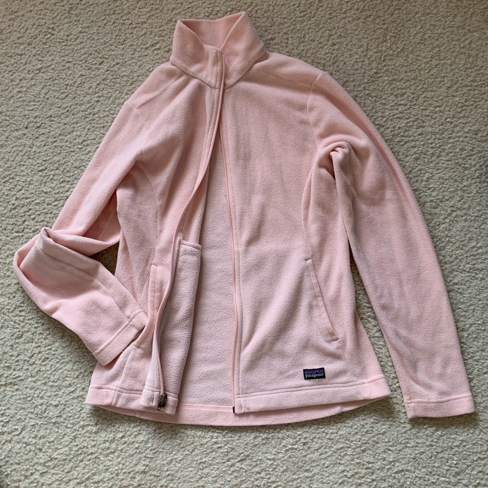 Baby pink patagonia sweater